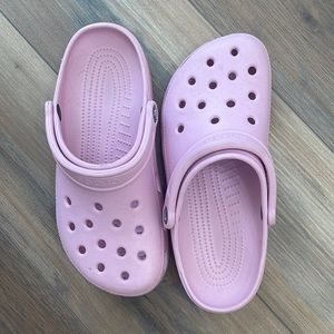 Light pink crocs